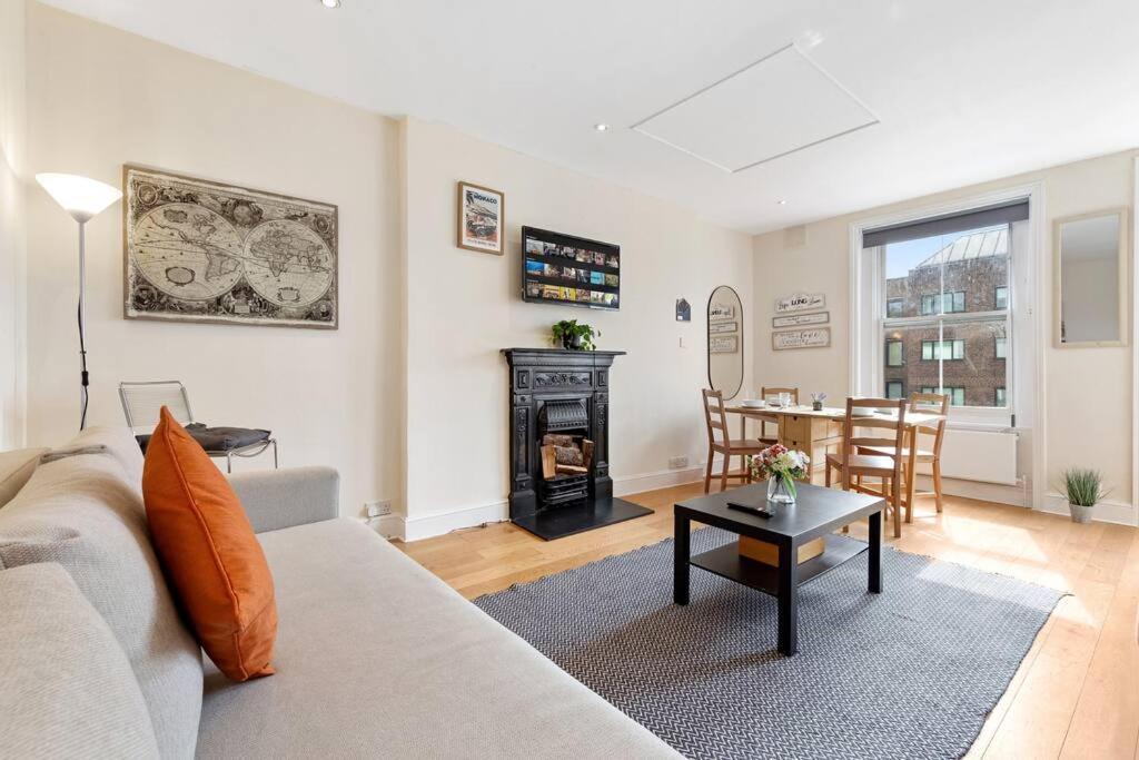 Spacious Sleep 11 With Terrace In Earls Court Ec99 Londres Exterior foto